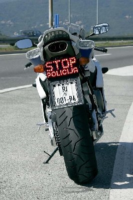 Policia-romena3.jpg